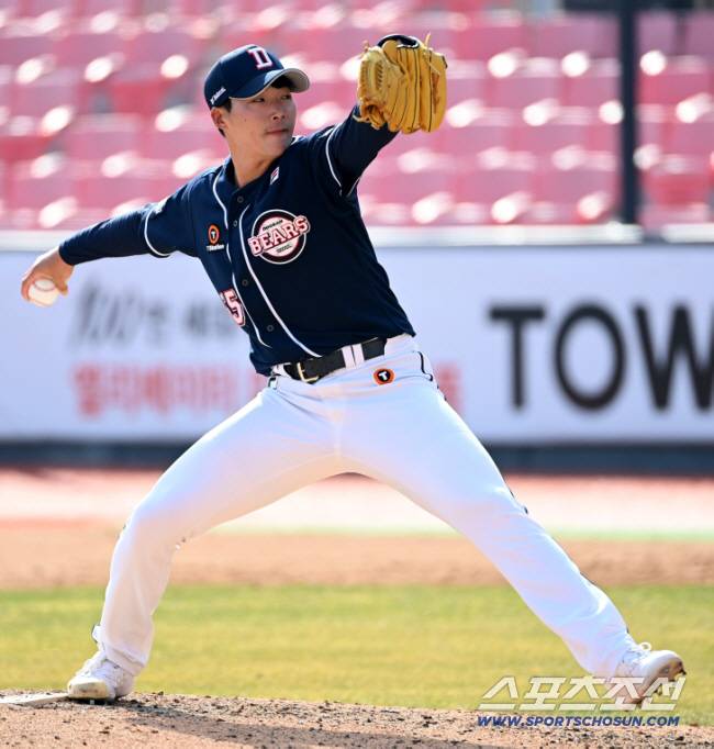 2023 KBO리그 시범경기 KT 위즈와 두산 베어스의 경기가 21일 수원KT위즈파크에서 열렸다. 두산 이승진이 역투하고 있다. 수원=허상욱 기자wook@sportschosun.com/2023.03.21/