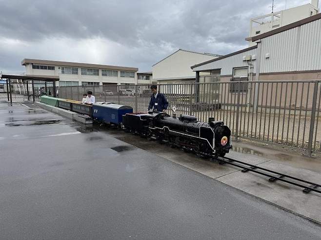 0490f719bd8b6aff20b5c6b236ef203e956eb2df3c738e582a