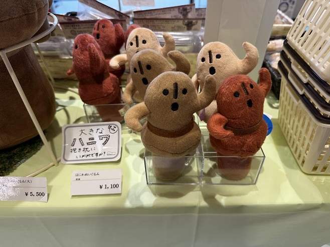 0490f719bc8661f020b5c6b236ef203e27b8432d6fd9982539