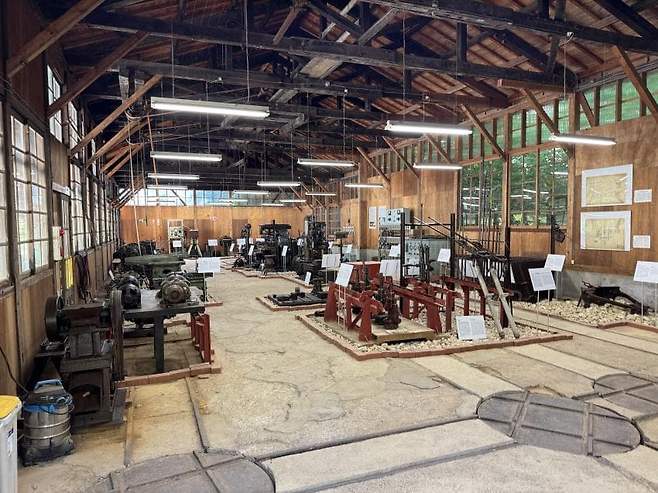 0490f719bc8b6bff20b5c6b236ef203e60238f948dd9ba0be0