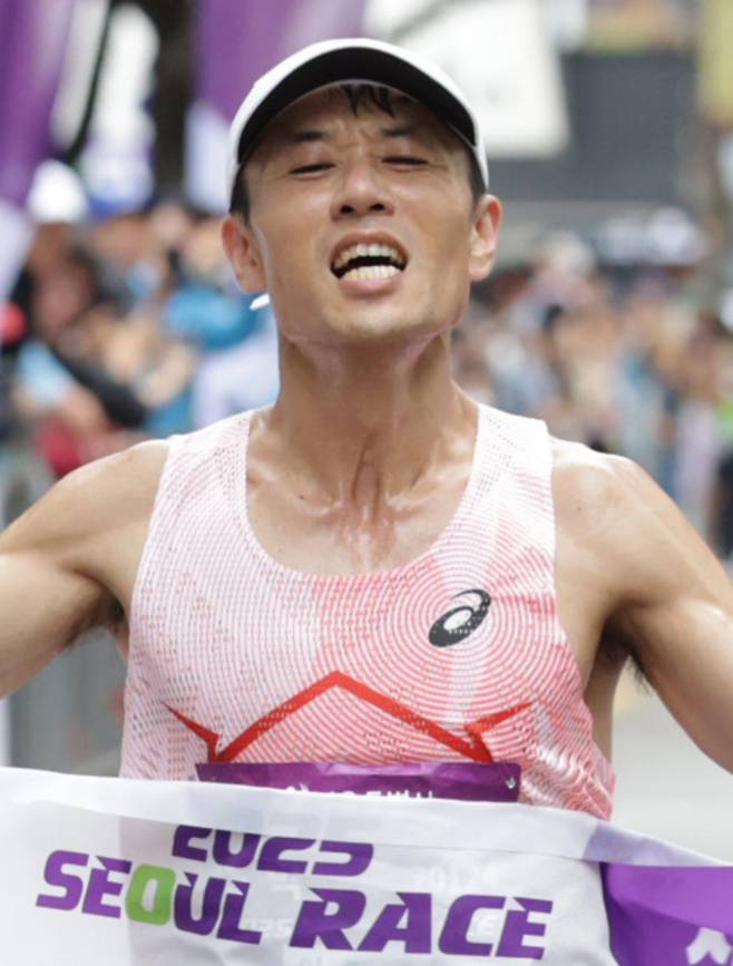 男 하프 1위 박현준 씨