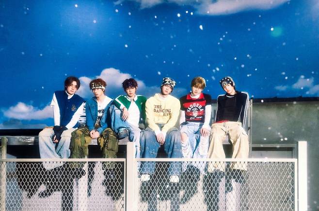 투어스. (사진=플레디스엔터테인먼트 제공)