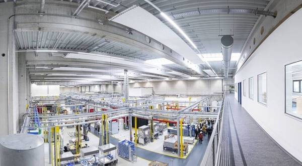 ▲클로봇의 디지털 트윈 기반 자율주행로봇(AMR) 최적화 운영 서비스 기술 개발 현장 적용 장소인 독일 베르너 폰 지멘스 센터. 클로봇