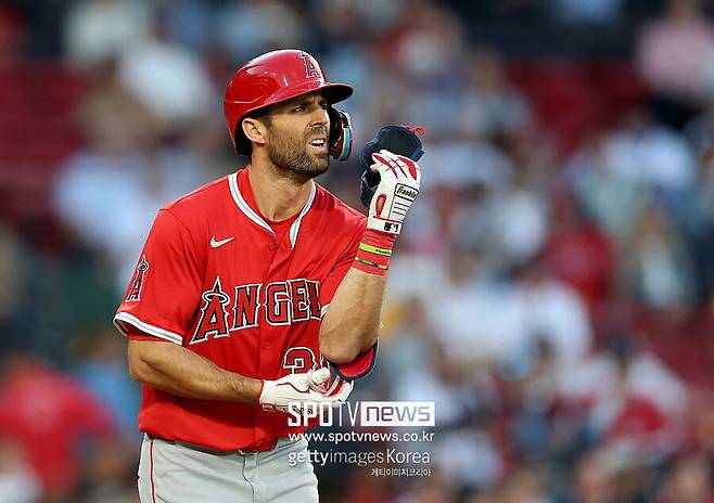▲ 에인절스에서 부진한 모습으로 시즌을 마쳐 이제는 향후 거취도 불투명해진 크리스 테일러