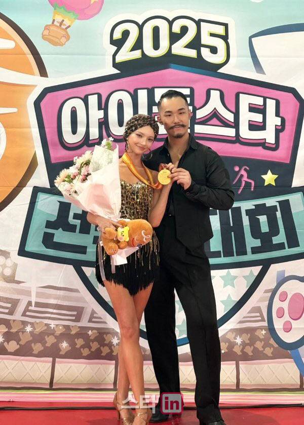 노바(왼쪽)(사진=비바이엔터테인먼트)