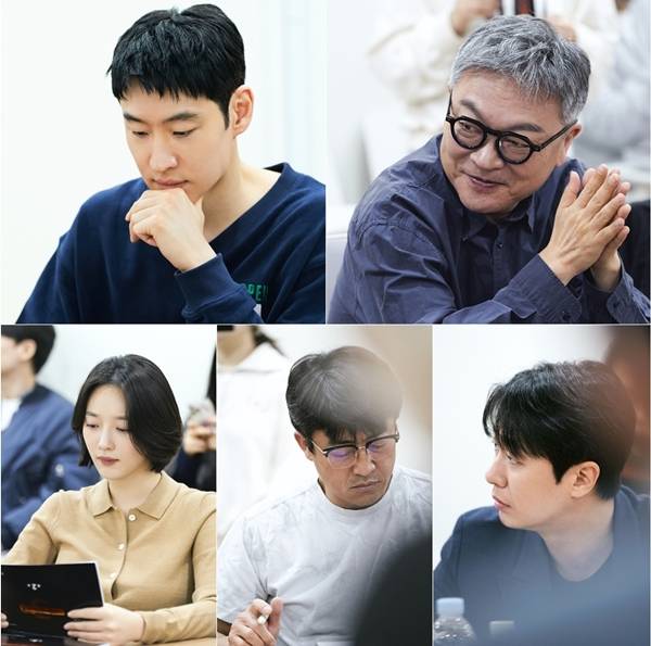 SBS 금토드라마 '모범택시3' 대본리딩 현장에 참석한 이제훈, 김의성, 표예진, 장혁진, 배유람./사진=SBS '모범택시3'
