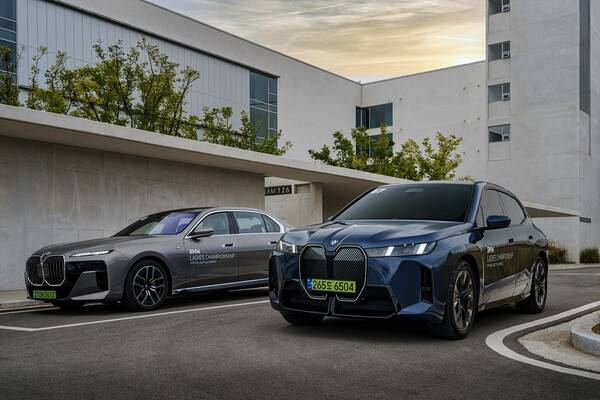 오는 16일부터 19일까지 나흘간 전라남도 해남군에 위치한 파인비치 골프링크스에서 개최되는 국내 유일의 미국 여자프로골프(LPGA) 정규 투어 대회인 'BMW 레이디스 챔피언십 2025'이 열리는 가운데 BMW 코리아는 프리미엄 의전 서비스를 선보인다. /사진=BMW