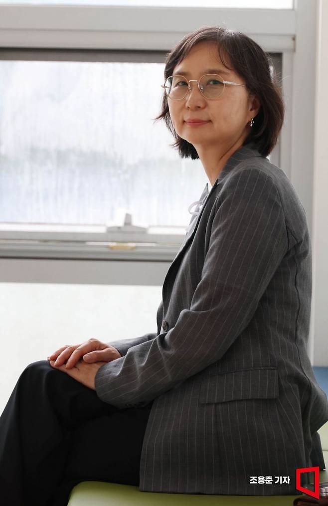 김지희 동국대 컴퓨터AI학부 교수가 서울 중구 동국대 신공학관에서 아시아경제와 인터뷰 하고 있다. 조용준 기자