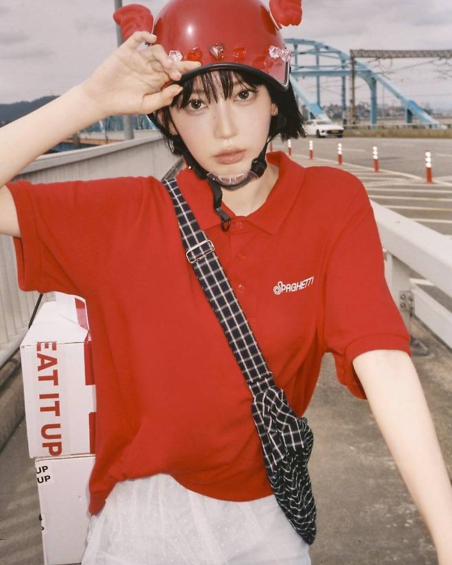 르세라핌 사쿠라 단발 (출처 : 인스타그램 @le_sserafim)