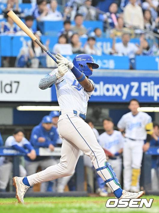 [OSEN=대구, 이석우 기자] 삼성 라이온즈 디아즈 061 2025.10.06 / foto0307@osen.co.kr
