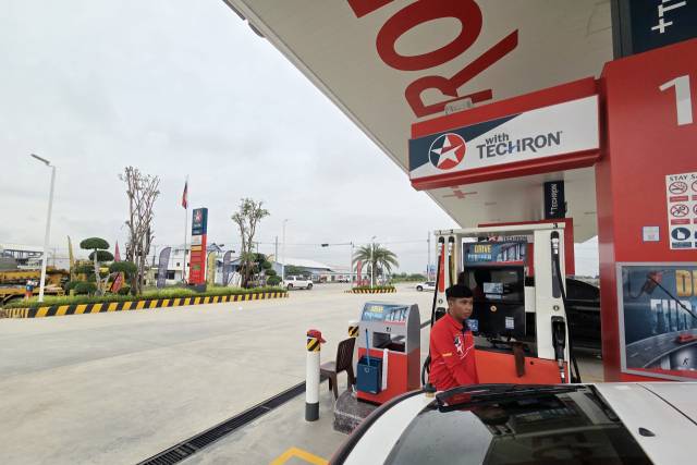 캄보디아 떼쪼 국제공항 인근 주유소. 연합뉴스