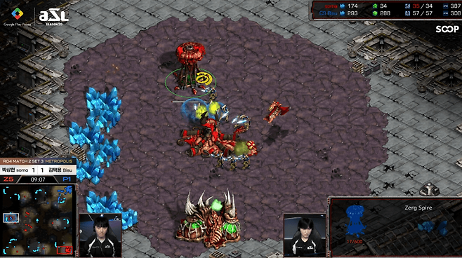 - 2게이트웨이 질럿 러시에 멀티가 파괴되고 몰래 멀티를 먹었지만 그마저도 파괴당했다