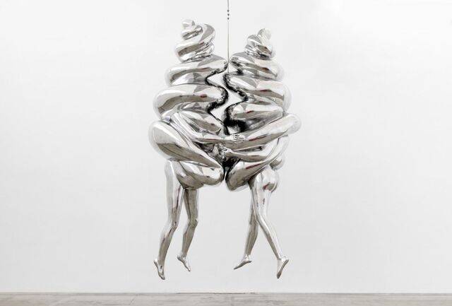 ‘커플’(알루미늄, 365.1×200×109.9㎝, 2003). 이스턴재단 제공