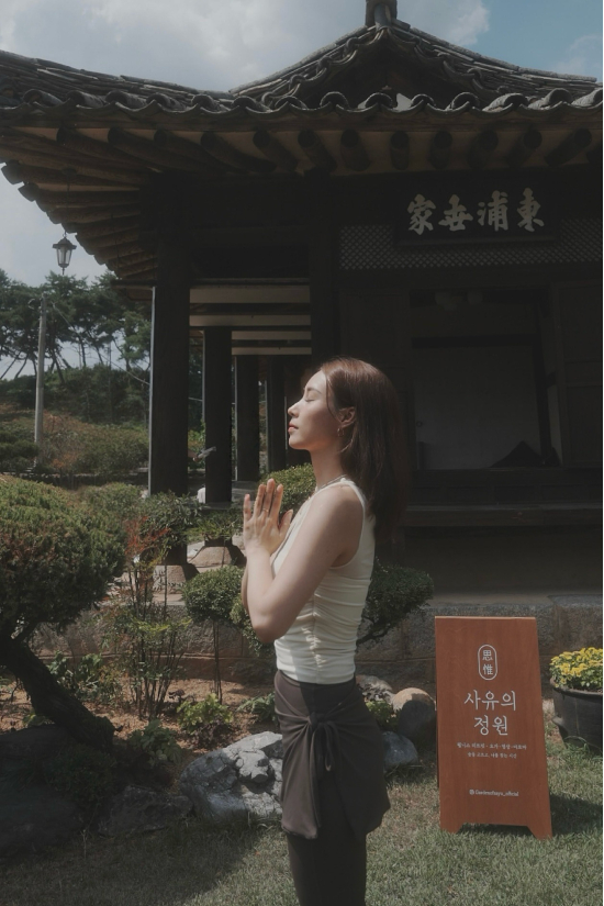 올해 8월 운영을 시작한 경북 영주 ‘사유의정원’은 팔로어 14만명을 보유한 인기 웰니스 강사 차소연 대표가 직접 운영하는 웰니스 프로그램 덕에 관심이 높다. (사유의정원 제공)