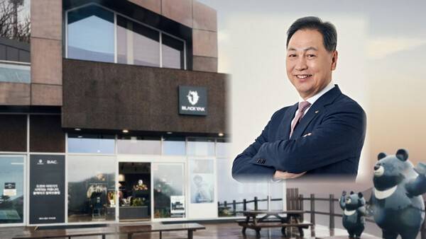 16일 BYN블랙야크 감사보고서에 따르면 지난해 회사는 창업주인 강태선 BYN블랙야크그룹 회장과 장남 강준석 사장에게 임차료로 총 2억400만원을 지급했다.(강태선 BYN블랙야크그룹 회장). /사진=블랙야크