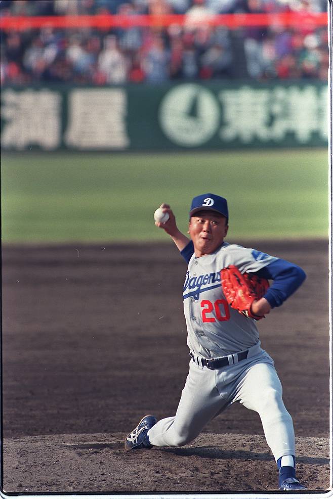 1997년 2월 스프링캠프가 시작하자마자 선동열은 회복한 구위를 자랑했다. 1년 만에 급반등할 수 있는 초석으 다진 것이다. IS 포토&nbsp;