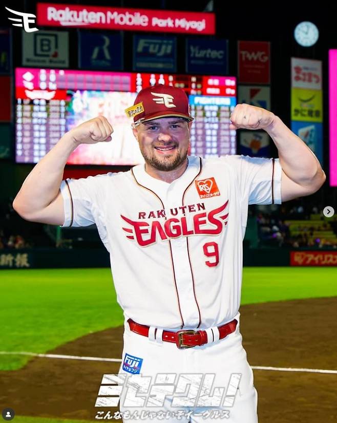 성공적으로 NPB 라쿠텐에서의 1년을 보낸 루크 보이트. 구단의 선택은 재계약이었다. 라쿠텐 공식 SNS 캡처