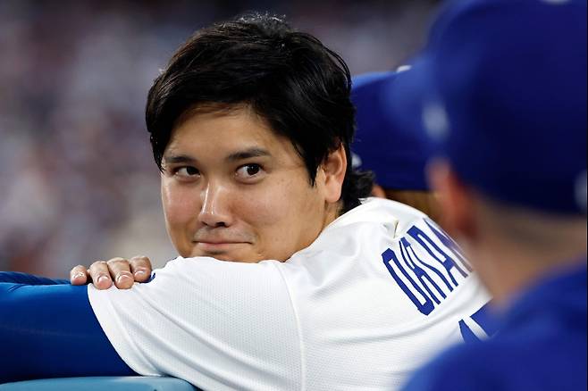 <yonhap photo-3129="">17일 내셔널리그 챔피언십시리즈 3차전에 출전하는 오타니 쇼헤이. [AFP=연합뉴스]</yonhap>