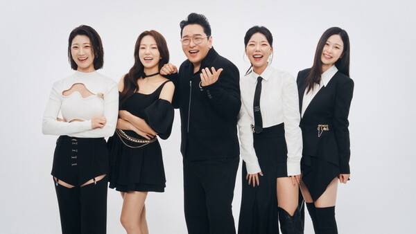 ▲ 11월 1일 신곡을 발표하고 공연을 벌이는 어느일상. 제공|사운드 프레스