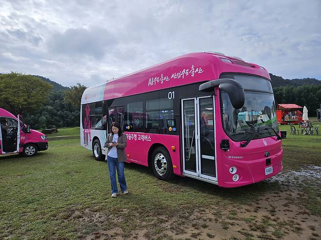 시내버스형 자율주행버스 모습.