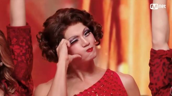 뮤지컬 ‘킹키부츠’의 ‘롤라’ 역 서경수가 16일 Mnet ‘엠카운트다운’에 출연해 이날의 ‘엔딩 요정’으로 등극했다. 사진 | CJ ENM