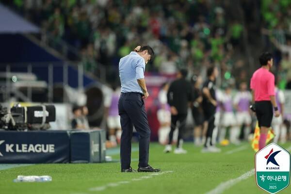 울산HD 사령탑 시절 신태용. /사진=한국프로축구연맹