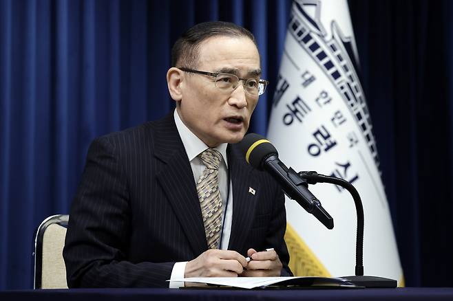 위성락 국가안보실장이 17일 용산 대통령실에서 캄보디아에서 발생한 한국인 대상 납치·감금 범죄에 대한 정부의 대응 현황 관련 브리핑을 하고 있다. 연합뉴스