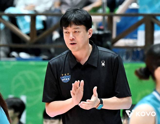 이영택 GS칼텍스 감독. 한국배구연맹 제공