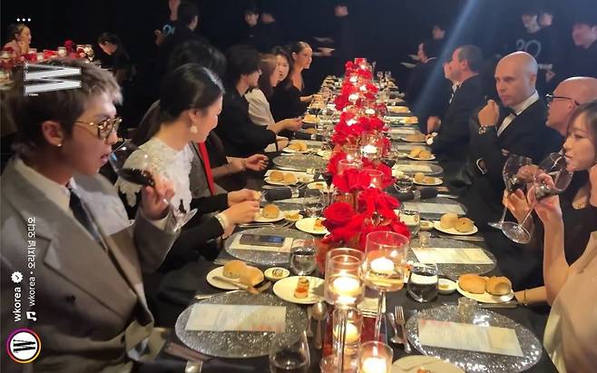 지난 15일 서울 종로구 포시즌스호텔에서 W코리아가 주최한 유방암 인식 향상 캠페인 행사 ‘러브 유어 더블유(Love Your W) 2025’. W코리아 인스타그램 캡처