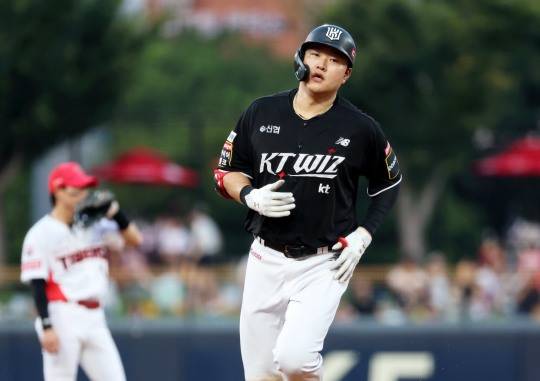 은퇴 결정한 kt wiz 오재일. 사진[연합뉴스]