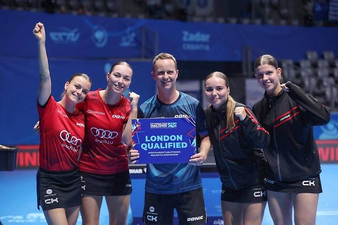 내년 런던 세계선수권 출전권 얻은 쿡제도 여자대표팀 [ITTF 홈피 제공. 재판매 및 DB 금지]