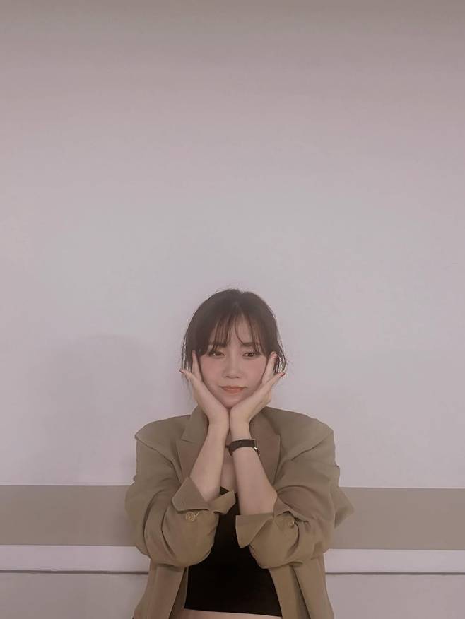 사진 = 신현빈 인스타그램