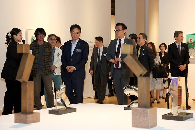 2025 고양미술축제를 방문한 이동환 고양특례시장. 사진=고양시청