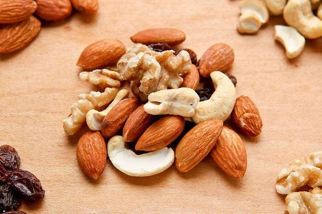 견과류 섭취량이 많을수록 간 질환 위험이 줄어든다. 사진= 게티이미지뱅크