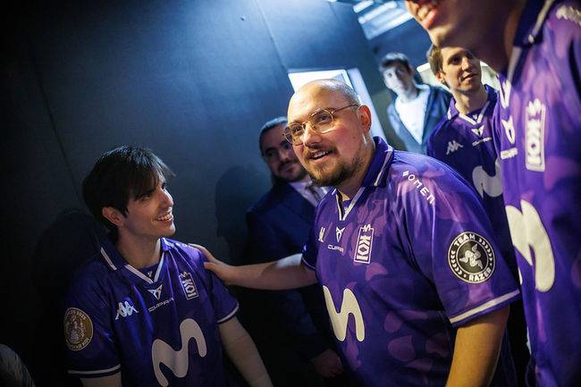 라이엇 게임즈 플리커.