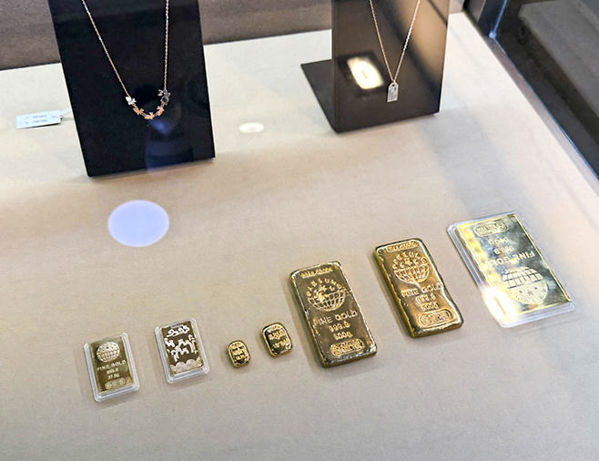 ▲지난 13일 인천 미추홀구의 한 금은방에 진열된 금