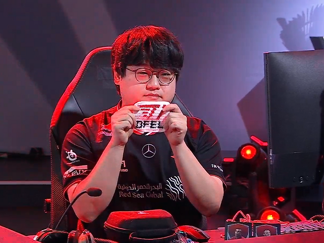 박지민의 공격을 1실점으로 막으며 8강에 합류한 '오펠' 강준호(출처=대회 실황 캡처).