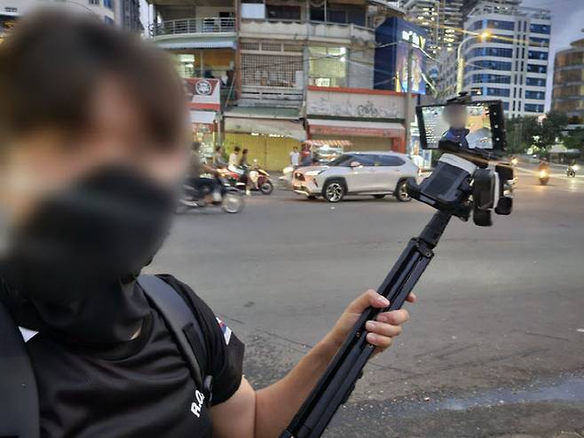 B씨가 진행한 방송 중 일부다. (사진=온라인 스트리밍 플랫폼 캡처)