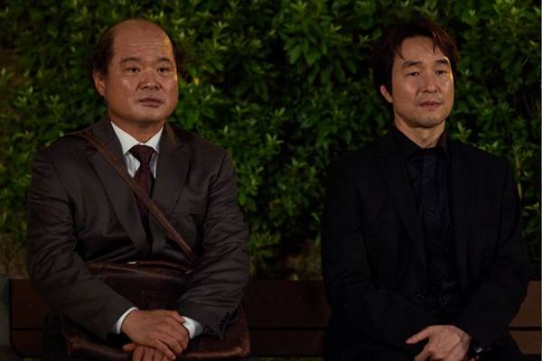 tvN 월화드라마 '신사장 프로젝트'에 출연한 김상호(사진 왼쪽)./사진=tvN