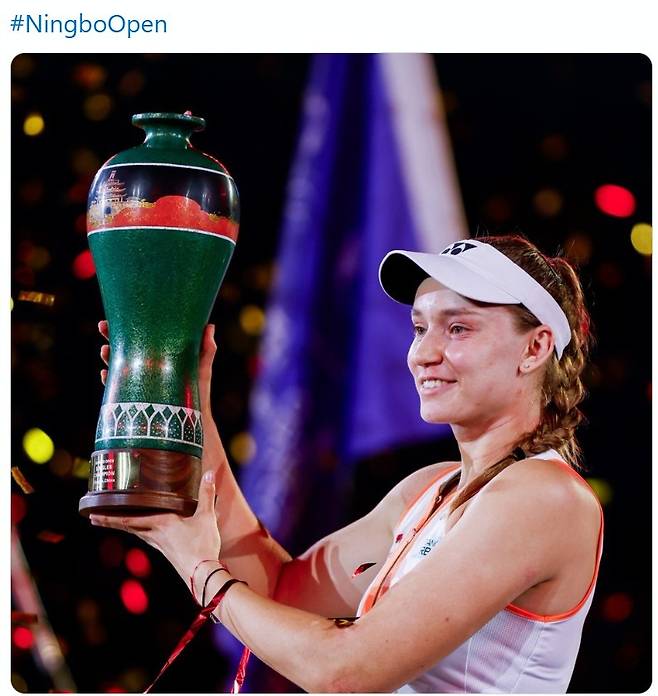 닝보오픈 우승자. 엘레나 리바키나