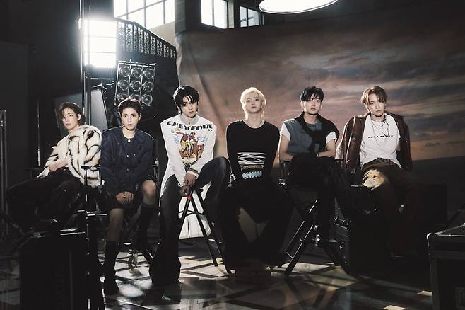 보이넥스트도어가 미니 5집 ‘The Action’으로 돌아온다. 직접 쓴 가사와 자신감 넘치는 퍼포먼스로 ‘커리어 하이’ 행보를 이어갈 전망다. 사진제공 | KOZ 엔터테인먼트
