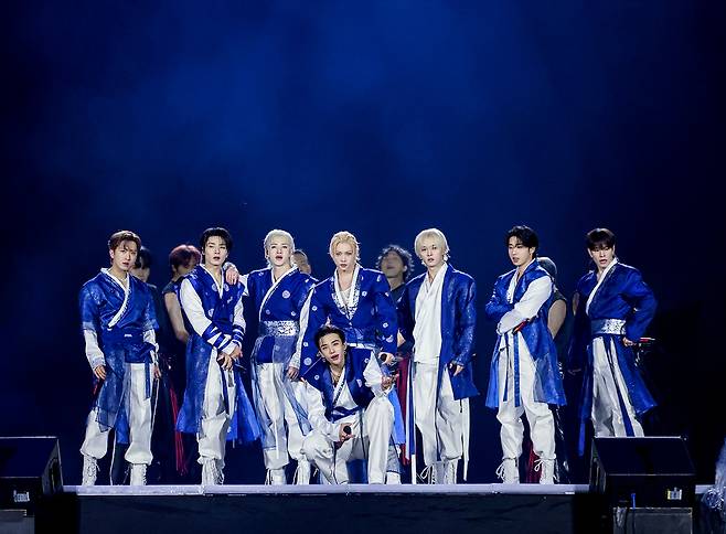 스트레이 키즈가 지난 18일과 19일 인턴아시아드주경기장에서 앙코르 공연을 펼쳤다. JYP엔터테인먼트
