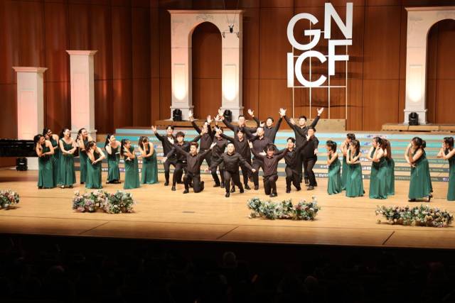 지난 5월 성산아트홀에서 열린 ‘제1회 경남국제합창제’ 무대 모습./경남국제합창조직위원회/