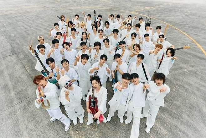 '스틸하트클럽'에는 50인의 참가자가 출연한다. CJ ENM 제공