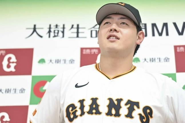 오카모토 카즈마. /사진=요미우리 자이언츠 공식 SNS