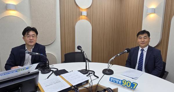 이도형 앵커, 윤대기 변호사 2025.10.22 [경인방송DB]