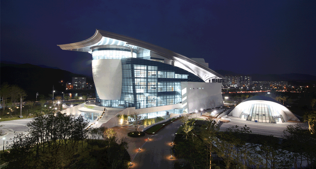 경주예술의전당 전경. 경주시 제공