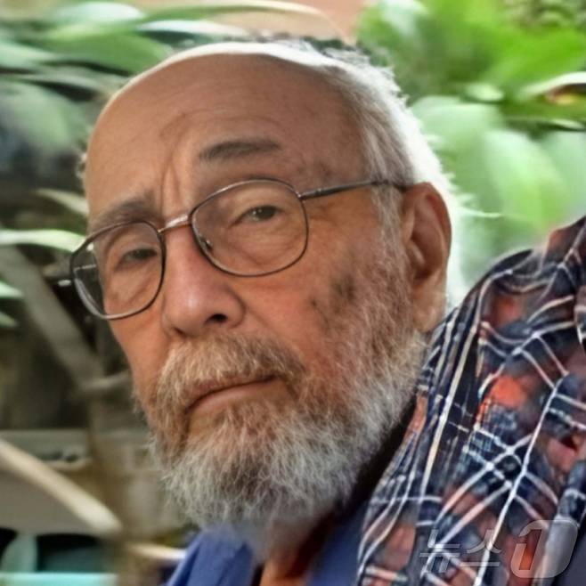 2023년 10월 7일 팔레스타인 무장정파 하마스에 납치된 뒤 가자지구에서 사망한 아리에 잘마노비치의 사진 ⓒ 로이터=뉴스1