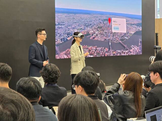 삼성전자가 첫 XR 기기 '갤럭시 XR'을 22일 한국과 미국에 동시에 출시했다.(사진=삼성전자)