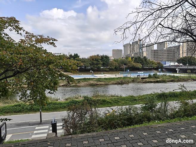 무보정 샘플 사진.